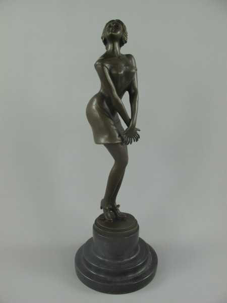 [LA-39293] Bronzeskulptur Bronzefigur Nachdenklich Schöne Frau Bild 16
