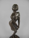 [LA-39293] Bronzeskulptur Bronzefigur Nachdenklich Schöne Frau Bild 18