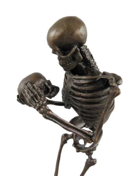 [LA-39312] Bronzeskulptur Bronzefigur Namens Todesbetrachtung Skelett Hält Schädel Bild 2