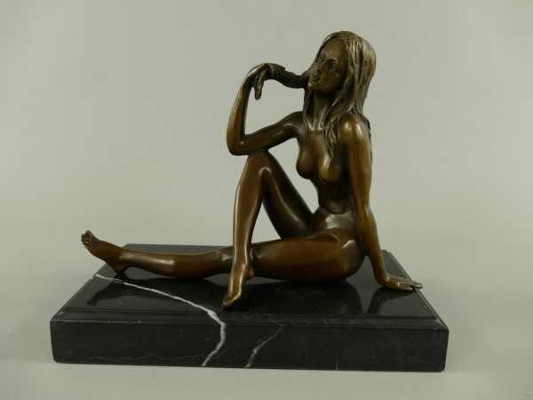 [LA-39385] Bronze Skulptur Figur Bronzeskulptur Bronzefigur Sitzende Frau Girl Bild 4