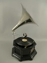 [LA-39581] Trichtergrammophon vernickelt 8-eckig acheckig Bild 5