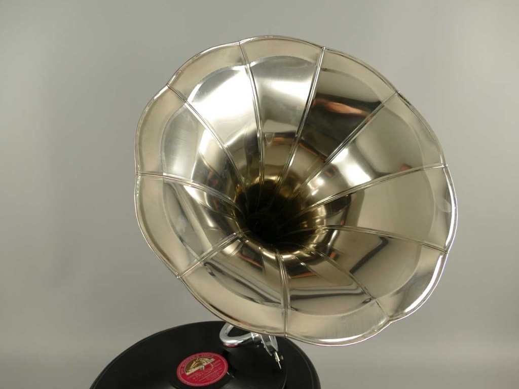[LA-39583] Trichtergrammophon vernickelt Rund Bild 3