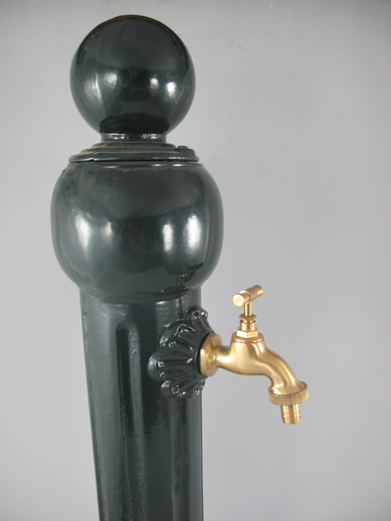 [LA-41573] Zapfsäule Rund Alu. grün Messing Hahn H 97x23 cm Bild 3