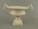 Urn Antik weiß Eisen H.27x37cm