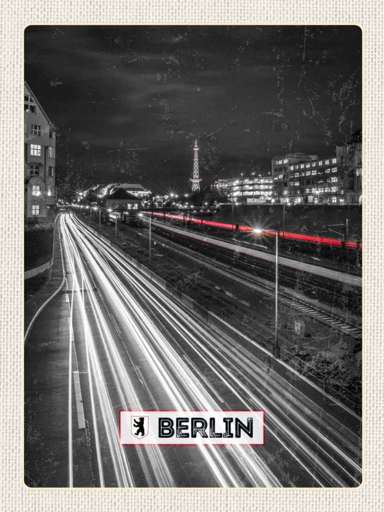 Holzschild 40x30 cm Berlin Deutschland Bahn Nacht Bildmotiv Reisemotiv Straße Stadt