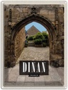 Blechschild 40x30 cm Dinan France Stadtmauer Schloss Bildmotiv Reisemotiv Abenteuer Reisen Europa Urlaub