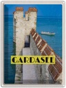 Blechschild 40x30 cm Gardasee Italien Urlaub Boot Gebäude Sommer Bildmotiv Reisemotiv Abenteuer Reisen Europa