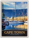 Blechschild 40x30 cm Kapstadt Südafrika Yacht Gebirge Meer Bildmotiv Reisemotiv Abenteuer Reisen Urlaub