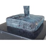 Bronzeskulptur Bronzefigur grün patiniert Patina Frau Abstrakt-Stil