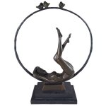 Bronzeskulptur Bronzefigur Frau Akt Ring und Vögel
