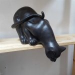 Skulptur Figur Harz nach unten schauende Katze
