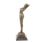 Bronzeskulptur Bronzefigur Frau Reveil Enthüllung