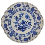 Kuchenplatte mit Henkeln Schaller Zwiebelmuster