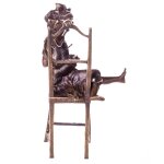 Bronzefigur Mädchen auf Stuhl mit Katze