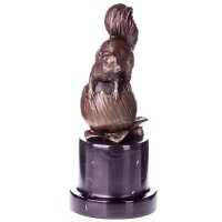 Bronzefigur Eichhörnchen