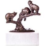 Bronzefigur Bärenfamilie auf Baum