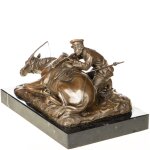Bronzefigur Soldat mit Pferd