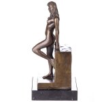 Bronzefigur weiblicher Akt