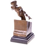 Moderne Bronzefigur weiblicher Akt