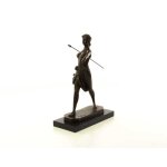 Bronzeskulptur Bronzefigur Frau Amazonen Kriegerin mit Speer