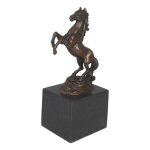 Bronzeskulptur Bronzefigur Aufzuchthengst