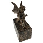 Bronzeskulptur Bronzefigur Fee hält einen Schmetterling