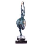 Moderne Bronzefigur abstrakte Frau mit grüner Patina