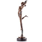 Bronzefigur weiblicher Akt