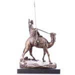 Bronzefigur Araber auf Kamel mit Speer