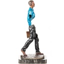 [LA-1822755] Farbige Bronzefigur Mann mit Koffer Modern Bild 4
