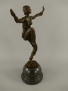 [LA-39321] Bronzeskulptur Bronzefigur Frau auf Sockel Balanzierend Bild 5