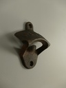 [LA-41141] Flaschenöffner aus Gusseisen Beer Open Here H 7x6 cm Bild 2