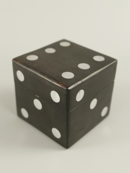 [LA-42780] 5er Würfel-Set Spielwürfel in Holzbox Würfelform Schwarz/Silber 6x6x6 cm Bild 4