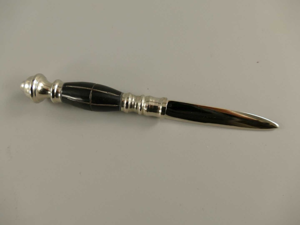 [LA-43607] Leselupe Handlupe Vergrößerungsglas/Brieföffner auf Ständer Set vernickelt H 19 cm Bild 3