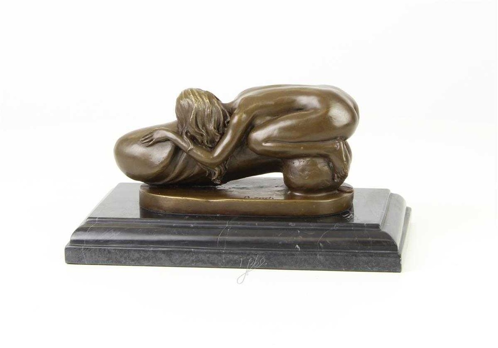 [LA-43839] Bronzeskulptur Bronzefigur Erotik Frau Umarmt Liegend Einen Phallus Bild 9
