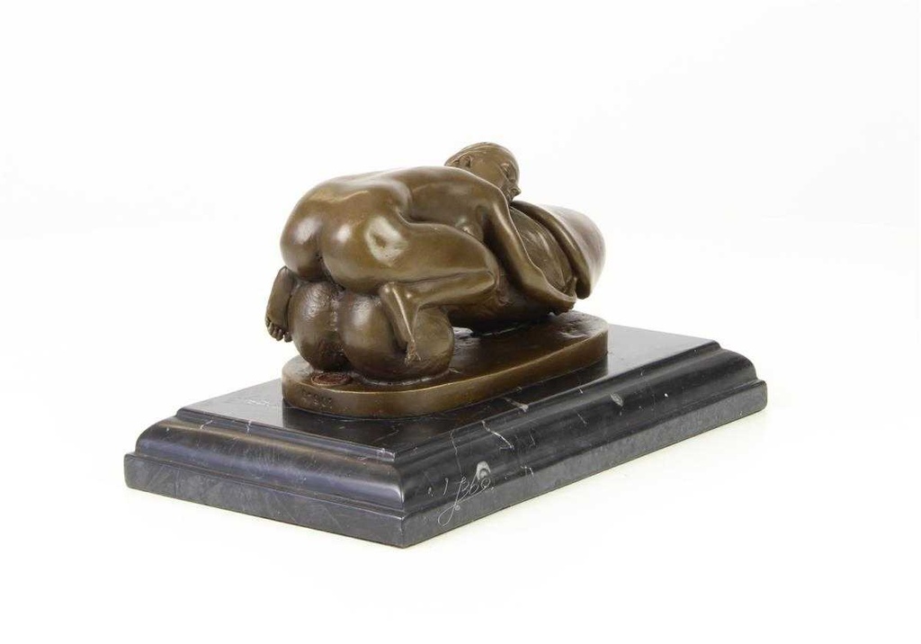 [LA-43839] Bronzeskulptur Bronzefigur Erotik Frau Umarmt Liegend Einen Phallus Bild 14