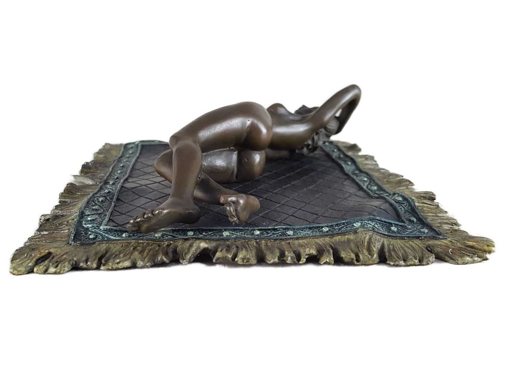 [LA-44355] Bronzeskulptur Bronzefigur Frau Nackt Weiblicher Akt Auf Teppich Bild 6