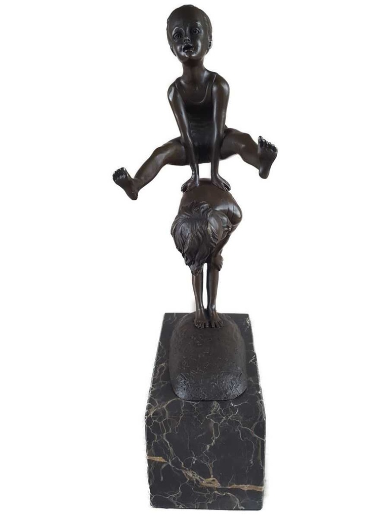 [LA-45255] Bronzeskulptur Bronzefigur zwei Kinder beim Bockspringen Bild 3