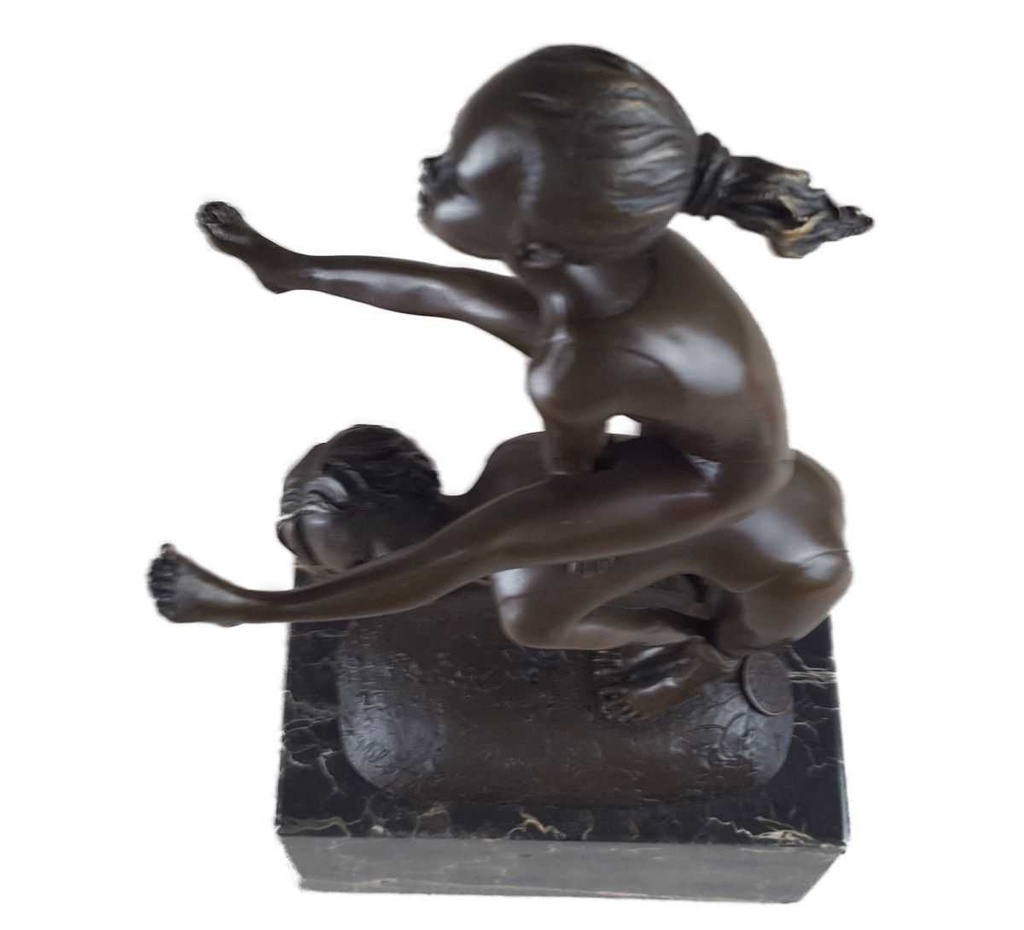 [LA-45255] Bronzeskulptur Bronzefigur zwei Kinder beim Bockspringen Bild 10