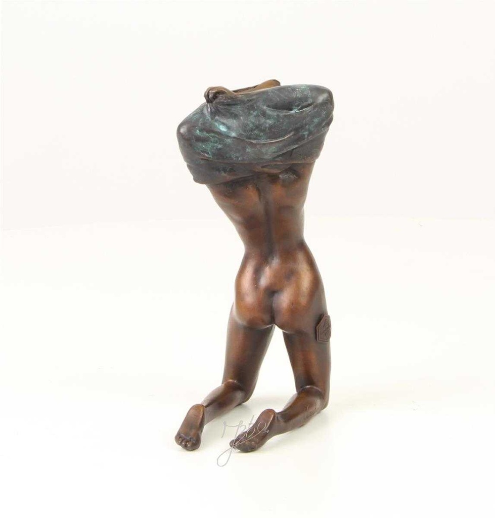 [LA-47121] Bronzeskulptur Bronzefigur Entkleidende Frau Girl Bild 8