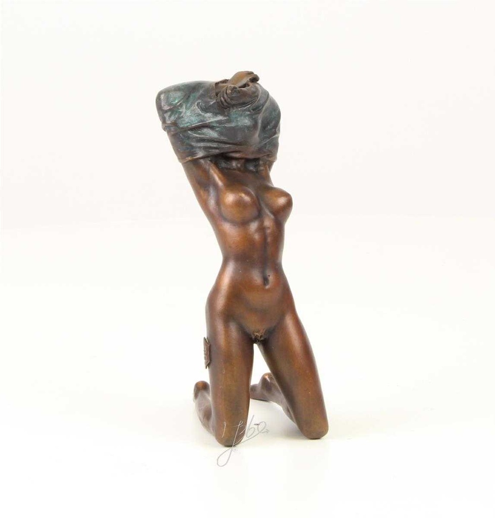 [LA-47121] Bronzeskulptur Bronzefigur Entkleidende Frau Girl Bild 14