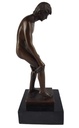 [LA-47215] Bronzeskulptur Bronzefigur Erotik stehender Mann zieht sich aus Bild 7