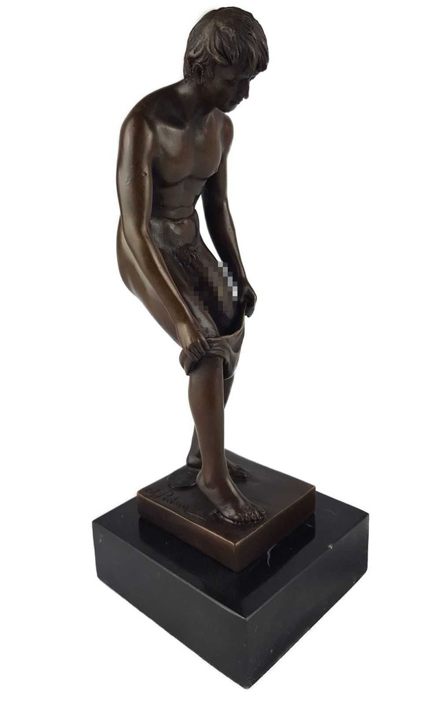 [LA-47215] Bronzeskulptur Bronzefigur Erotik stehender Mann zieht sich aus Bild 8