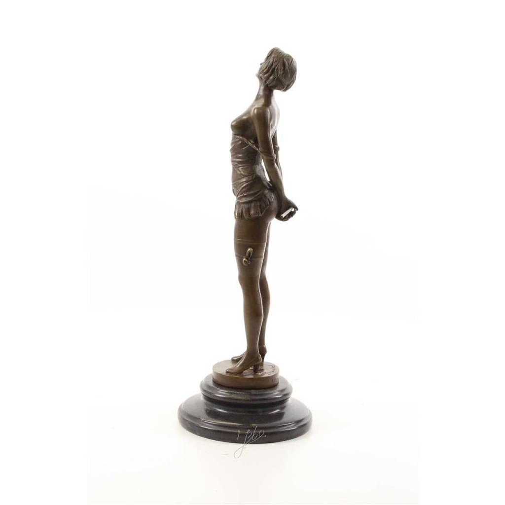 [LA-49789] Bronzeskulptur Bronzefigur Frau mit Reitgerte Bild 6