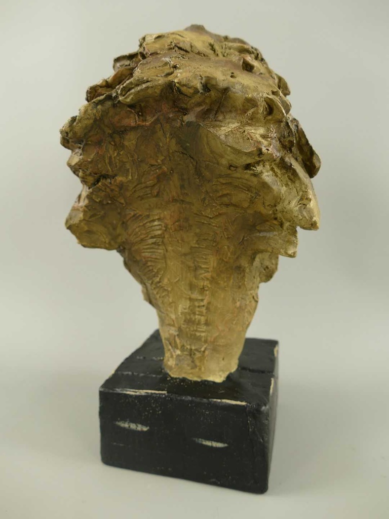 [LA-64473] Figur Skulptur Kunststein Adlerkopf auf Sockel H 29 cm Bild 3