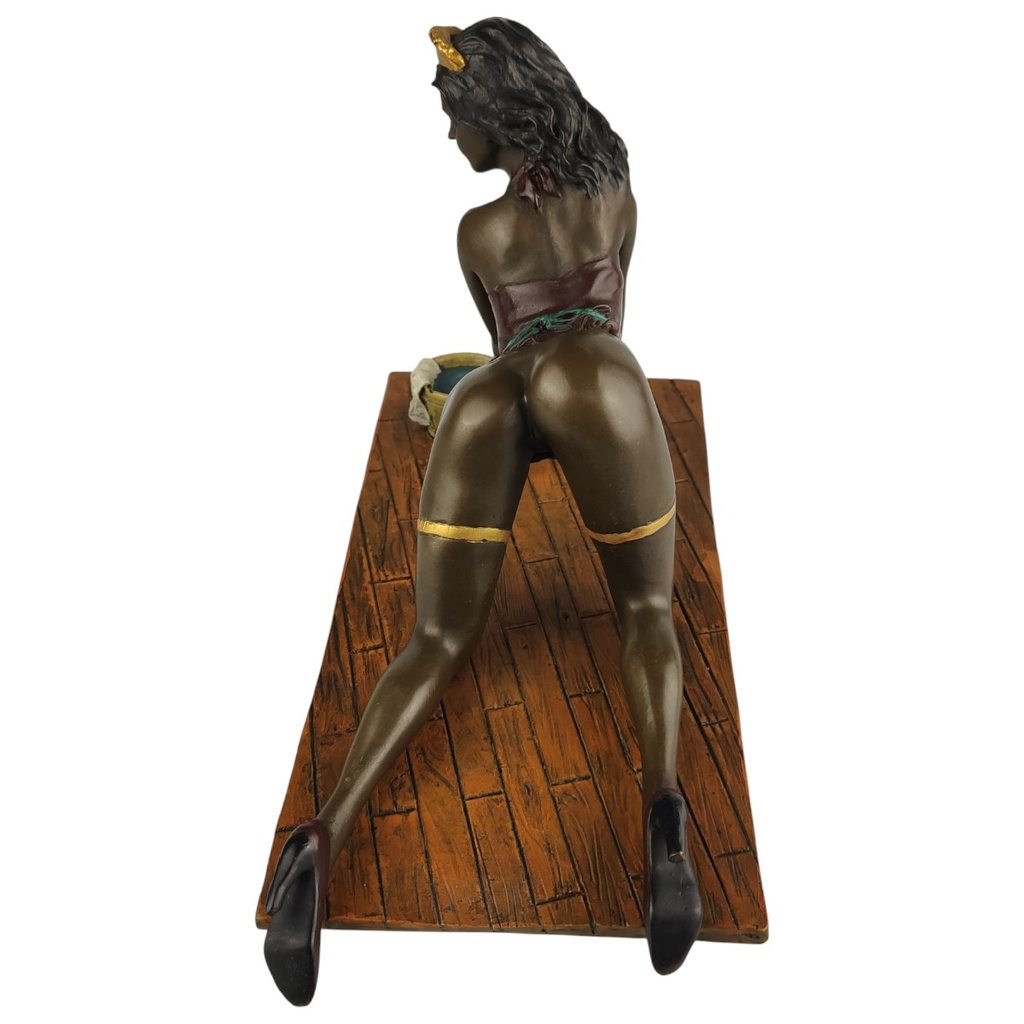 [LA-83217] Bronzeskulptur Bronzefigur Frau schrubbt den Boden Erotik Bild 4