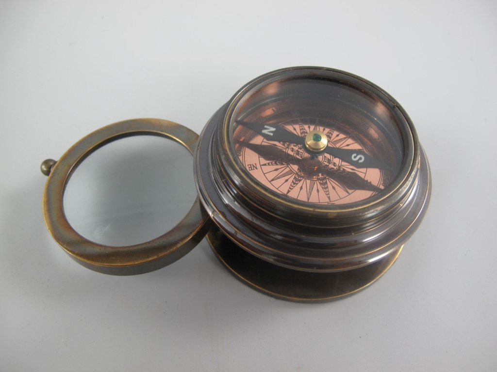[LA-85559] Kompaß Messing brüniert im Lederbox D.9cm Bild 5