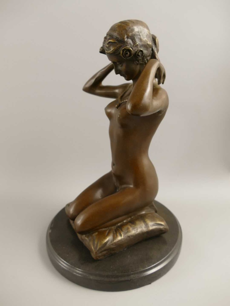 [LA-85605] Bronzeskulptur Bronzefigur Frau Bild 5