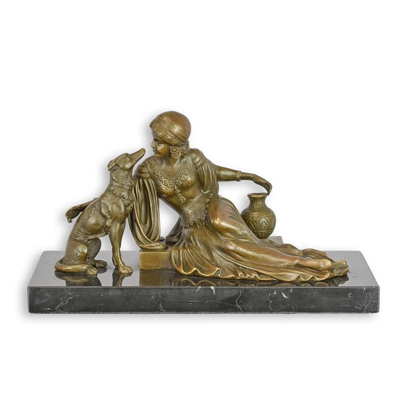Bronzeskulptur Bronzefigur Dame mit Borzoi