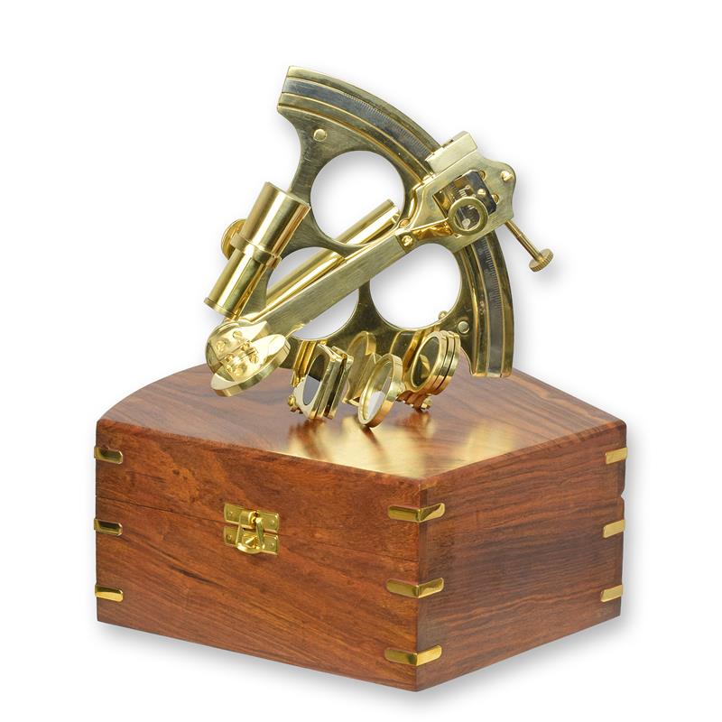[LA-1817289] Sextant Messing Holzkiste